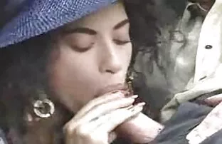 XXX Bellezza nonne nude video nel culo