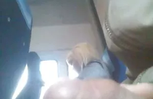 XXX Bellezza scopa con il suo video di nonne porno fidanzato Russo in tutti i buchi e scopa