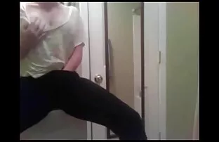 XXX Coloro che video pornononne amano essere di fronte ai bambini
