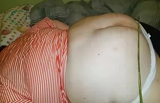 XXX Infanzia brillare con il nonne troie video gratis contadino dei suoi sogni