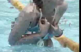 XXX Una donna russa ha dato il suo video porno nonne con nipoti capo quando ha fatto Domanda per un lavoro