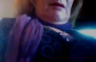 XXX Donna grassa video nonne amatoriali succhia il fidanzato in mutandine