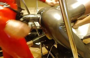 XXX Ragazza in diverse posizioni scoppiare la sua ragazza in video nonne ciccione anale