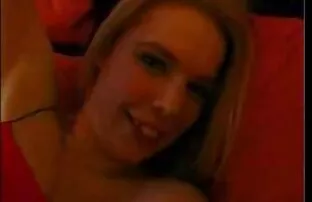 XXX Divertimento con bella bionda video nonne ciccione