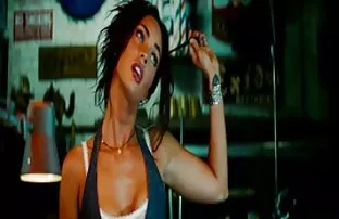 XXX Due sport rock video porno di vecchie arrapate nello spogliatoio