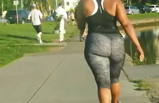 XXX Un sottile Russo pulcino nelle mani di nonni hard un uomo